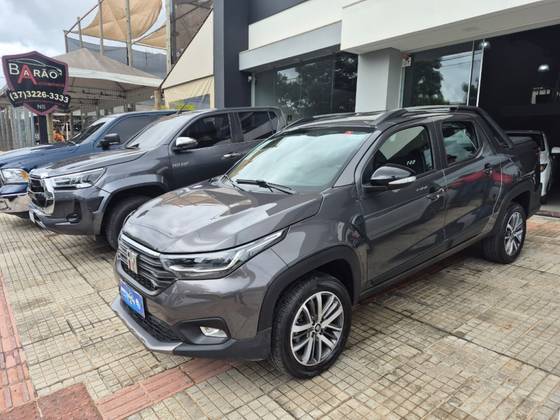 FIAT STRADA 1.3 FIREFLY FLEX VOLCANO CD CVT FIAT STRADA 1.3 FIREFLY FLEX VOLCANO CD CVT